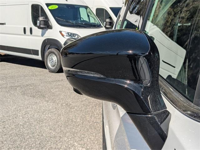 new 2026 Chrysler Pacifica car, priced at $43,435