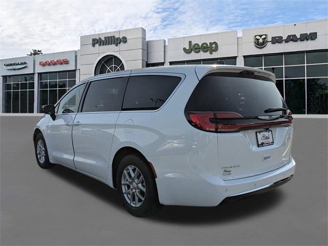 new 2026 Chrysler Pacifica car, priced at $42,670