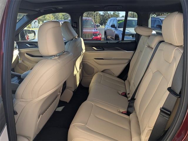 new 2025 Jeep Grand Cherokee car, priced at $46,435