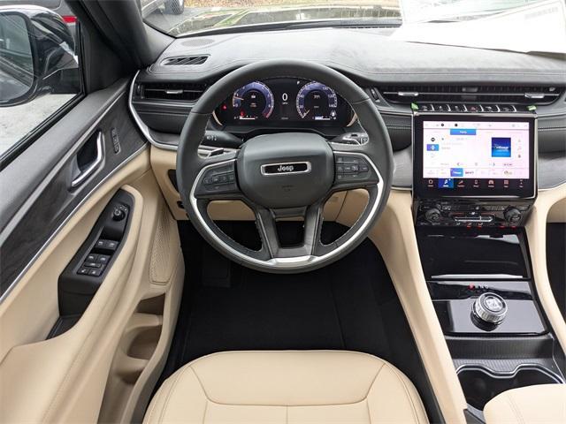 new 2025 Jeep Grand Cherokee car, priced at $41,157