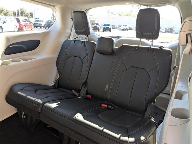 used 2024 Chrysler Pacifica car, priced at $34,999