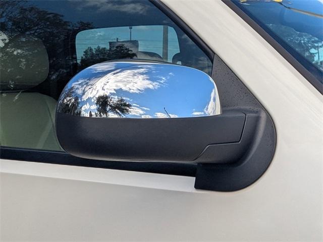 used 2010 Chevrolet Suburban car, priced at $9,999