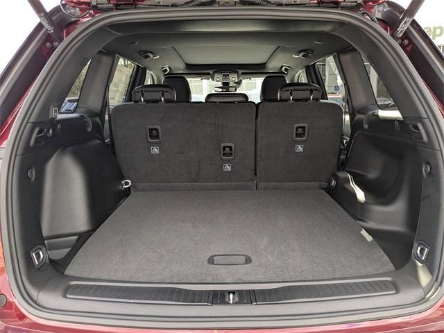 new 2025 Jeep Grand Cherokee car, priced at $50,230