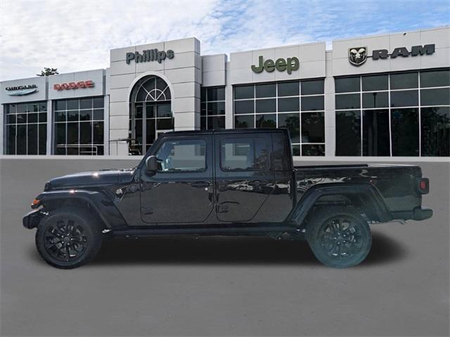 used 2025 Jeep Gladiator car, priced at $38,000