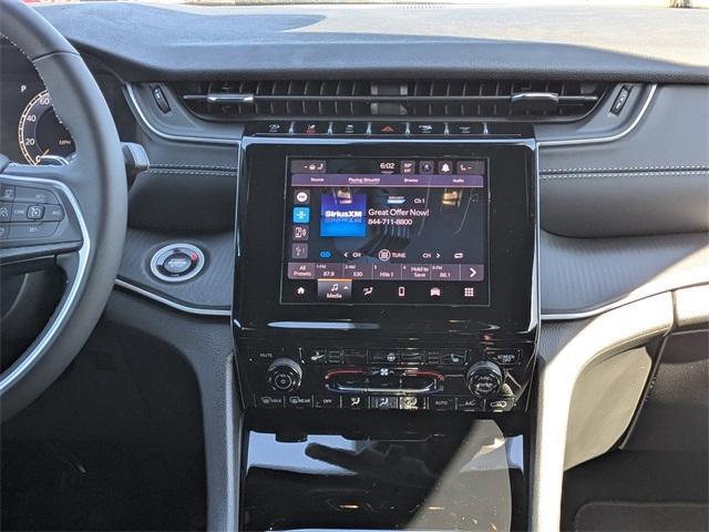 new 2025 Jeep Grand Cherokee car, priced at $37,196