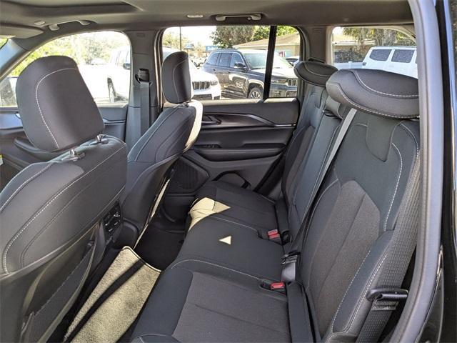 new 2025 Jeep Grand Cherokee car, priced at $37,196