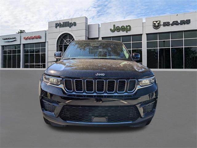 new 2025 Jeep Grand Cherokee car, priced at $37,196