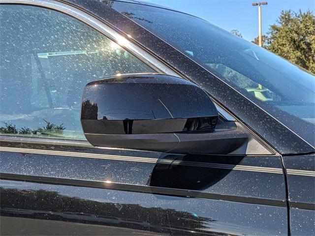 new 2025 Jeep Grand Cherokee car, priced at $37,196