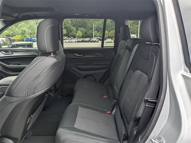 new 2025 Jeep Grand Cherokee car, priced at $36,571