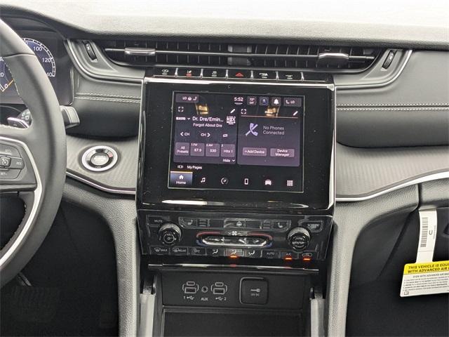 new 2026 Jeep Grand Cherokee car, priced at $42,485