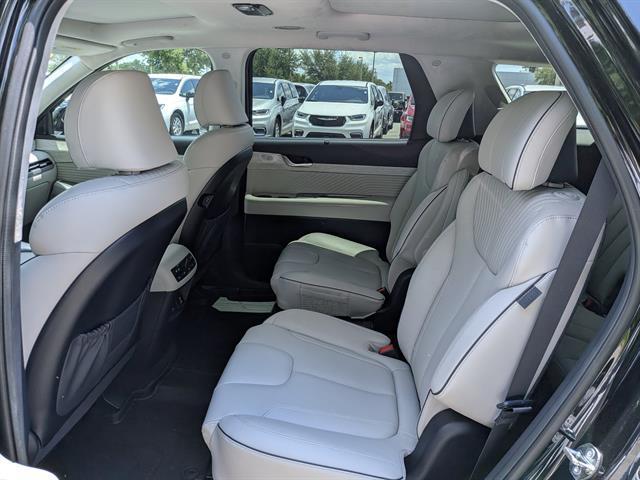 used 2025 Hyundai Palisade car, priced at $42,999