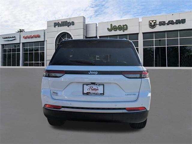 new 2026 Jeep Grand Cherokee car, priced at $48,410