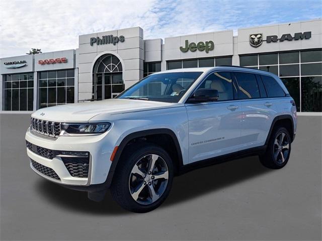 new 2026 Jeep Grand Cherokee car, priced at $48,410