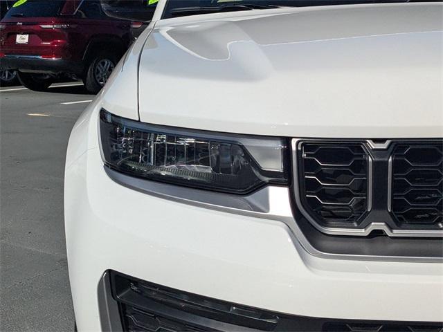 new 2026 Jeep Grand Cherokee car, priced at $48,410