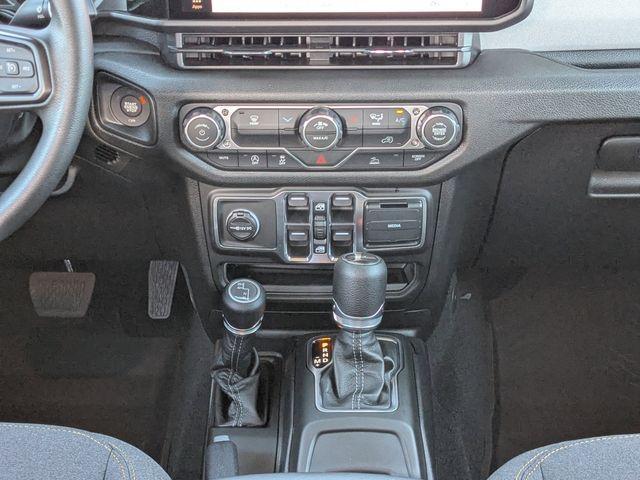 new 2026 Jeep Gladiator car, priced at $40,225