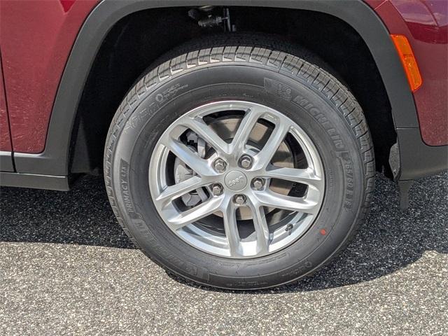 new 2025 Jeep Grand Cherokee car, priced at $36,196