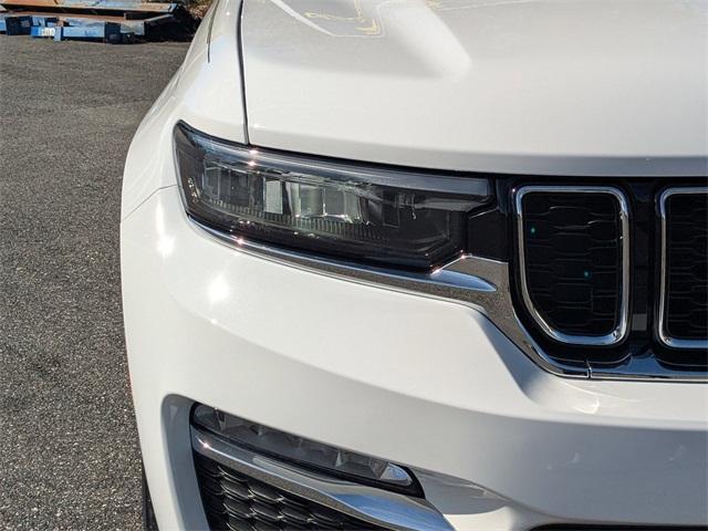 used 2025 Jeep Grand Cherokee car, priced at $39,000