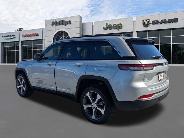 new 2026 Jeep Grand Cherokee car, priced at $47,957