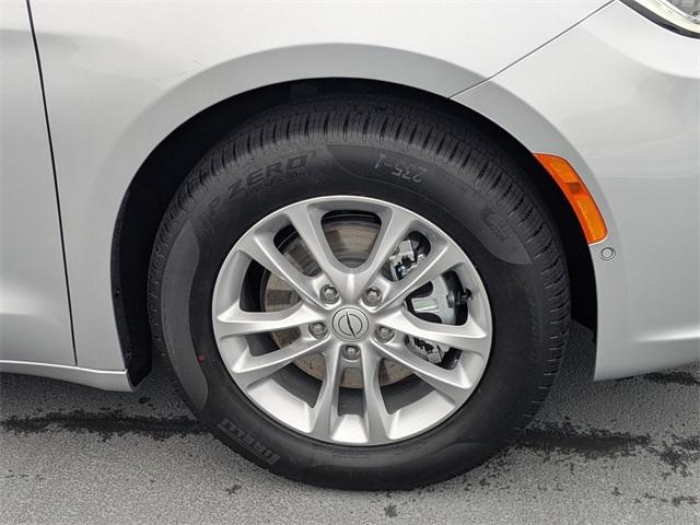 new 2026 Chrysler Pacifica car, priced at $43,740