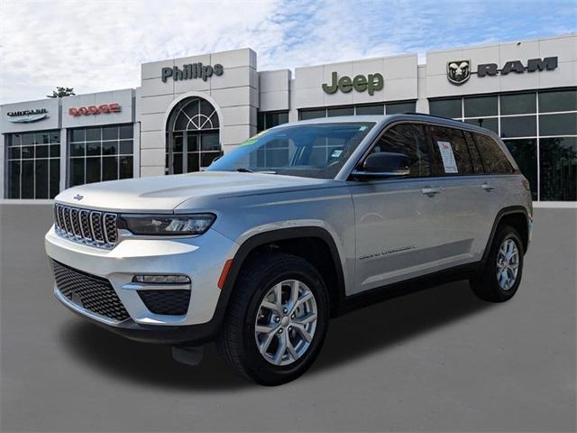 used 2023 Jeep Grand Cherokee car, priced at $31,999