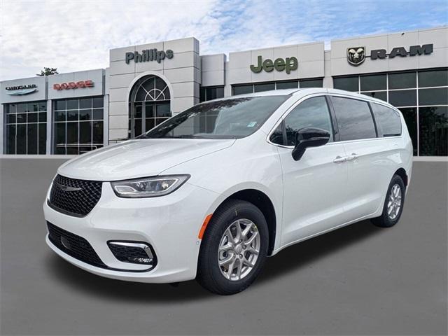 new 2026 Chrysler Pacifica car, priced at $43,935