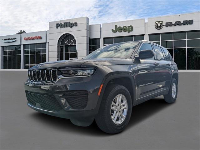 new 2025 Jeep Grand Cherokee car, priced at $35,696