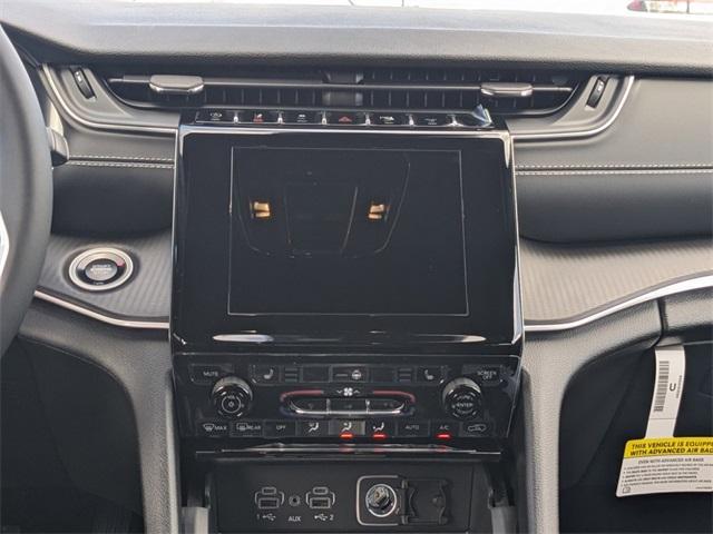 new 2025 Jeep Grand Cherokee car, priced at $35,696