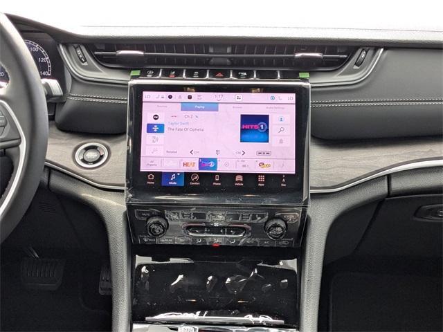 new 2025 Jeep Grand Cherokee car, priced at $49,722