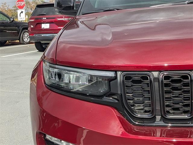 new 2025 Jeep Grand Cherokee car, priced at $49,722