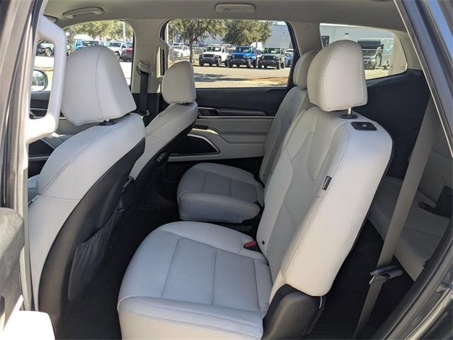 used 2023 Kia Telluride car, priced at $31,000