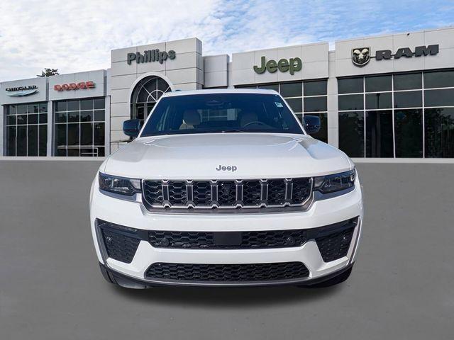 new 2026 Jeep Grand Cherokee car, priced at $47,421