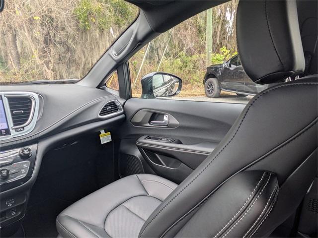 new 2026 Chrysler Pacifica car, priced at $46,680