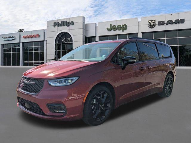 new 2026 Chrysler Pacifica car, priced at $50,774