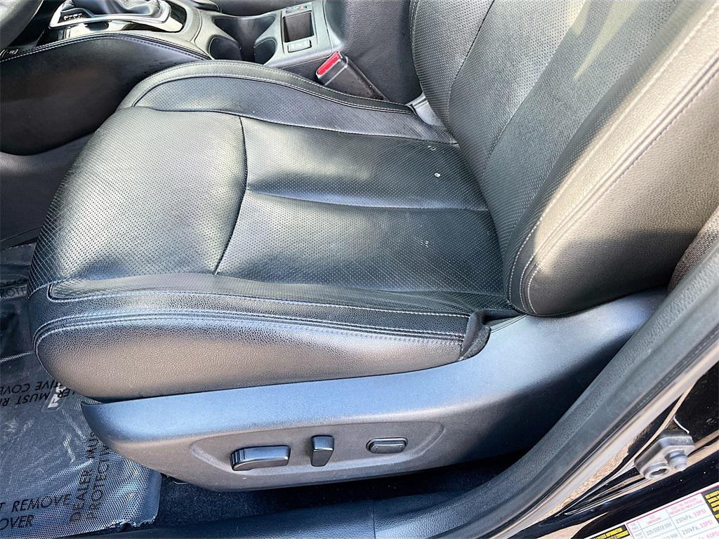 used 2020 Nissan Rogue car, priced at $12,900