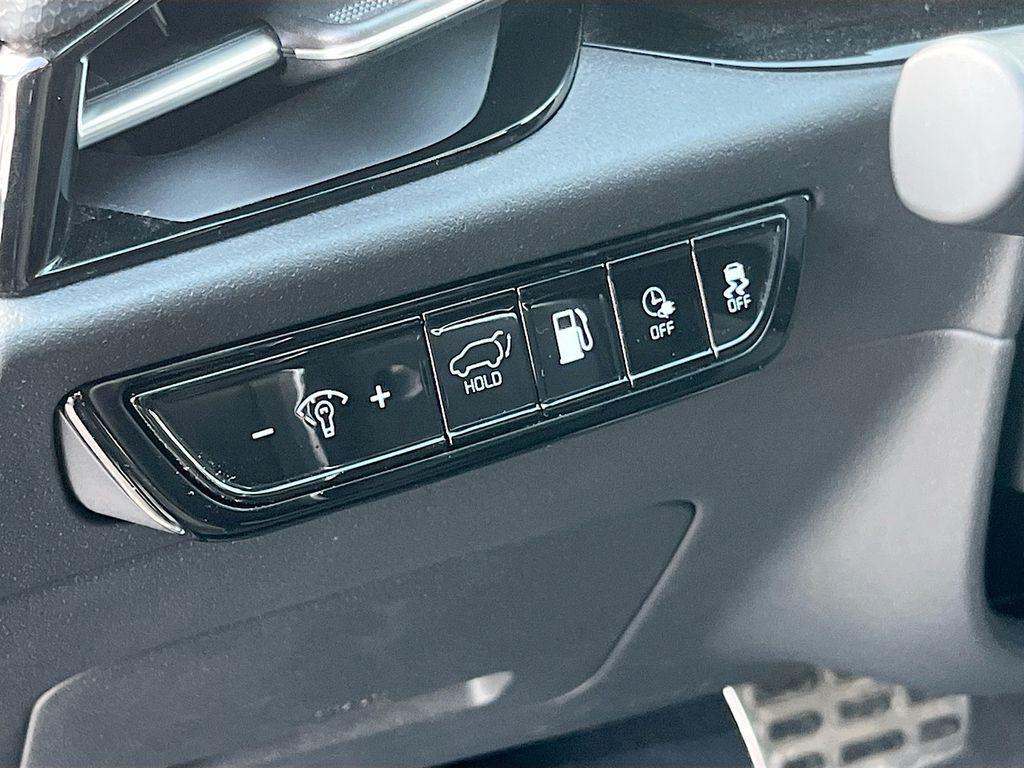 used 2024 Kia Niro car, priced at $22,900