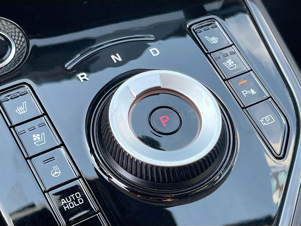 used 2024 Kia Niro car, priced at $22,900