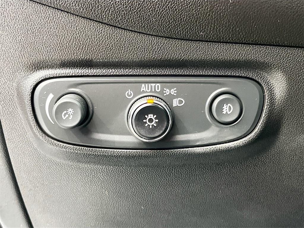 used 2023 Chevrolet Equinox car, priced at $22,200