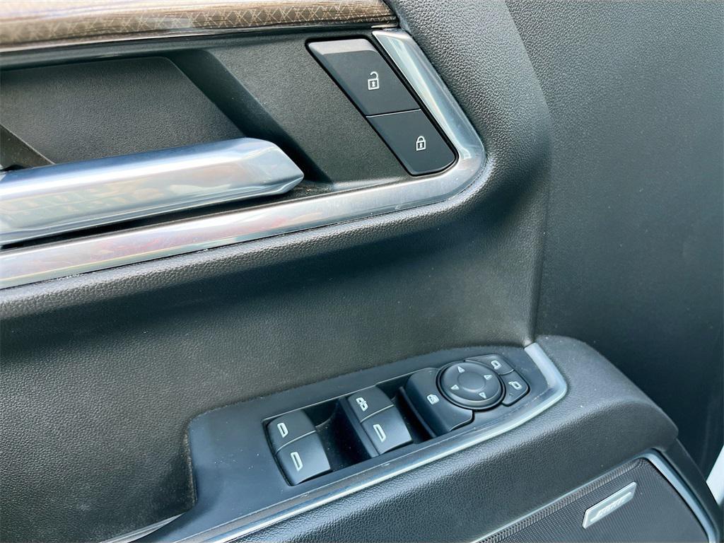 used 2022 Chevrolet Silverado 1500 car, priced at $36,400