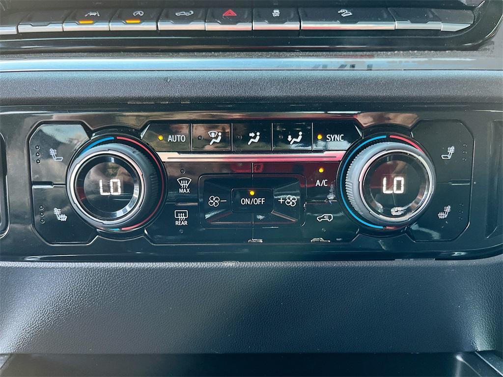 used 2022 Chevrolet Silverado 1500 car, priced at $36,400