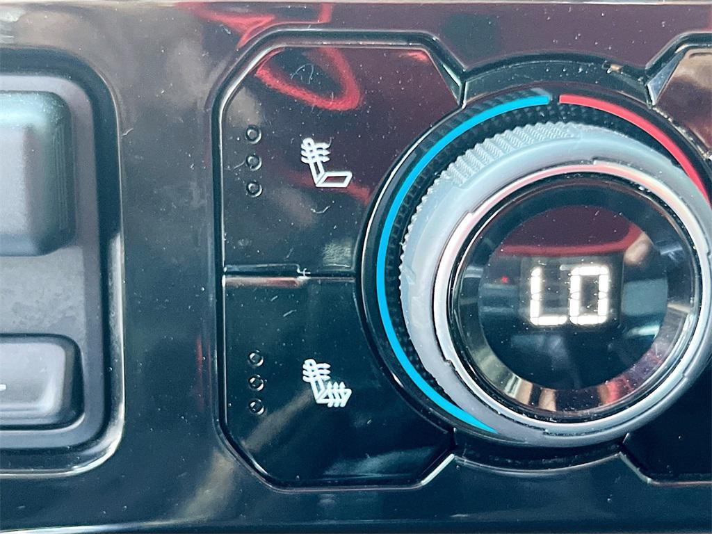 used 2022 Chevrolet Silverado 1500 car, priced at $36,400