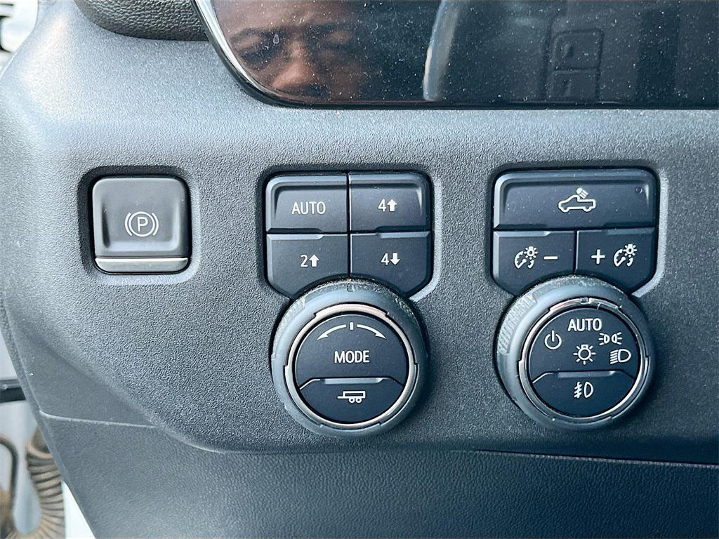 used 2022 Chevrolet Silverado 1500 car, priced at $36,400