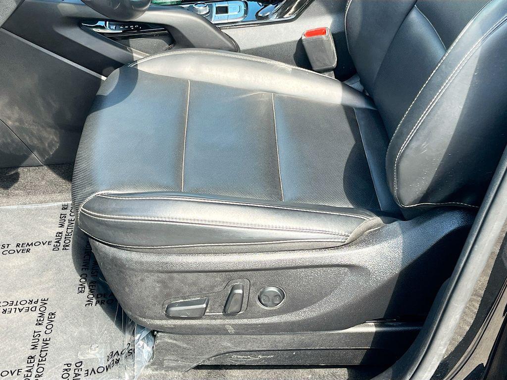 used 2025 Kia Telluride car, priced at $28,600