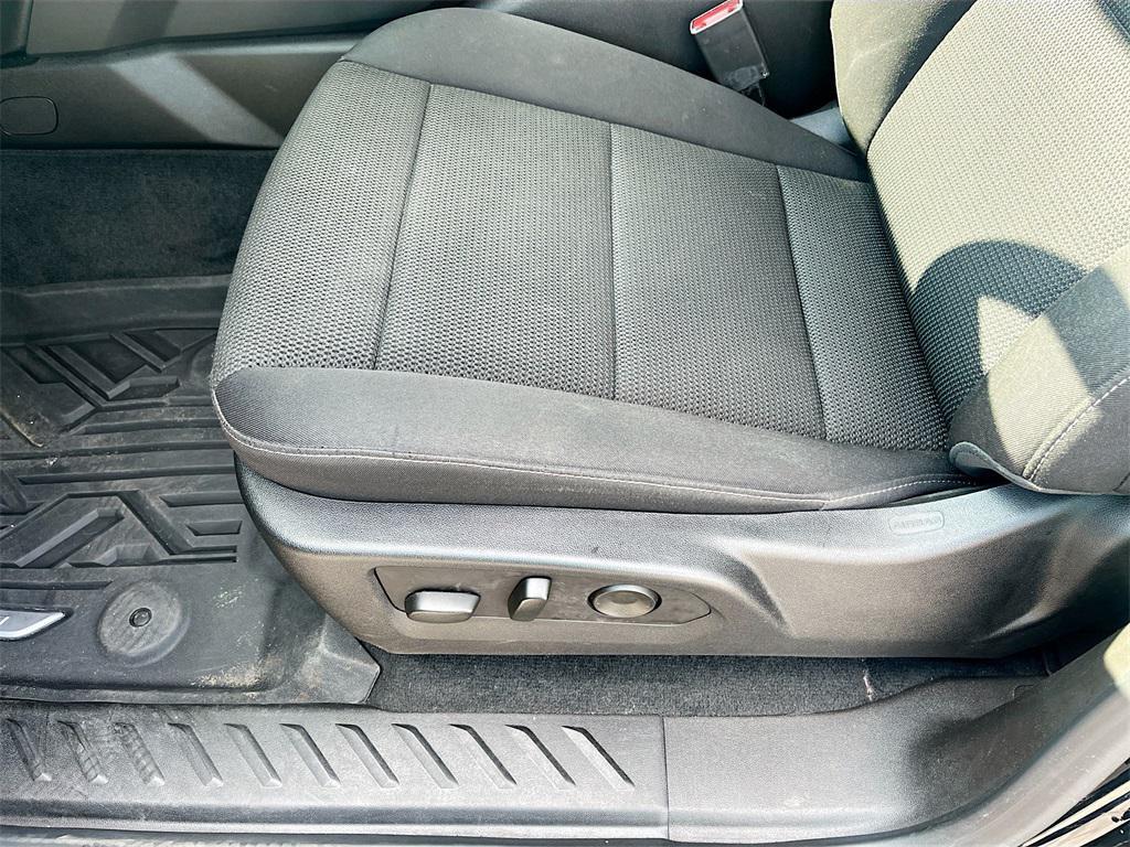 used 2023 Chevrolet Colorado car, priced at $29,300