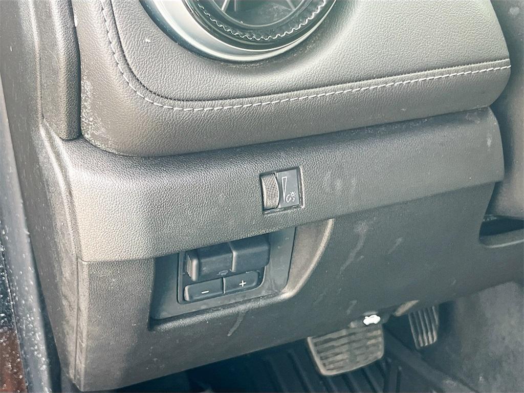 used 2023 Chevrolet Colorado car, priced at $29,300