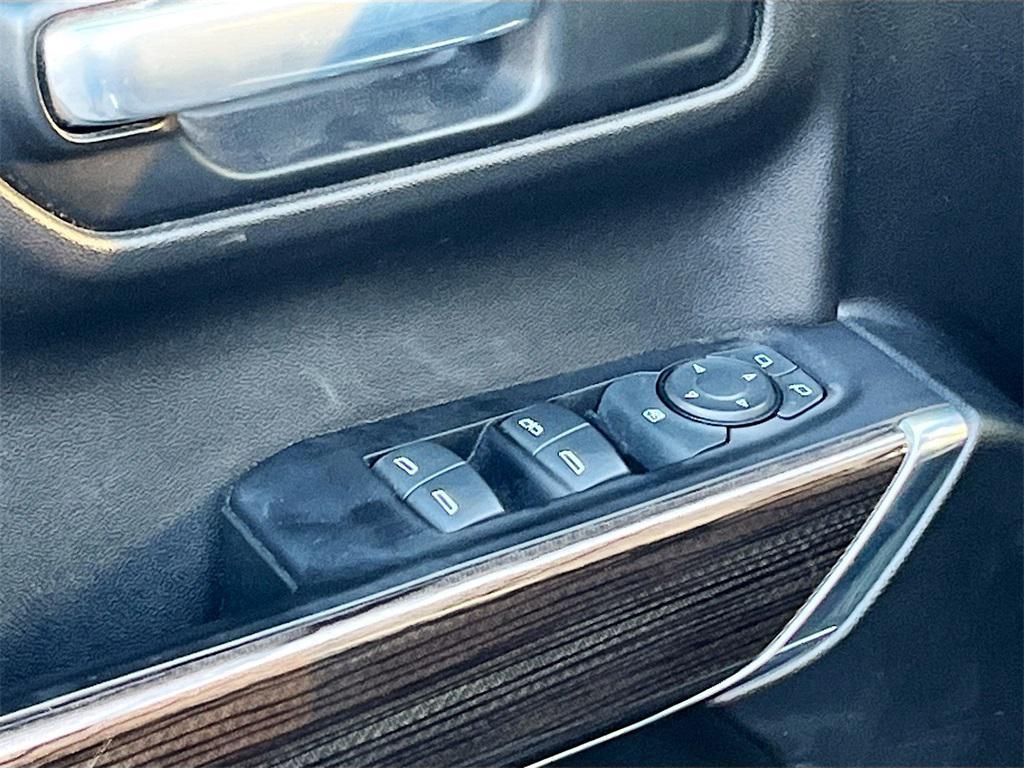 used 2022 Chevrolet Silverado 1500 car, priced at $29,200