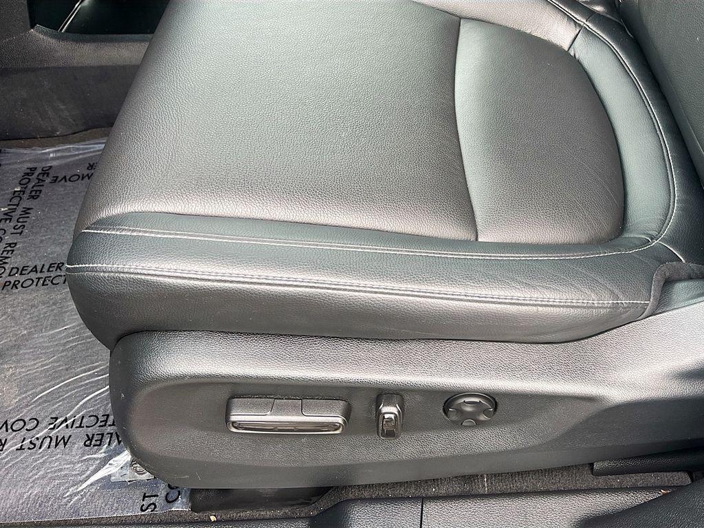 used 2024 Honda Odyssey car, priced at $28,700