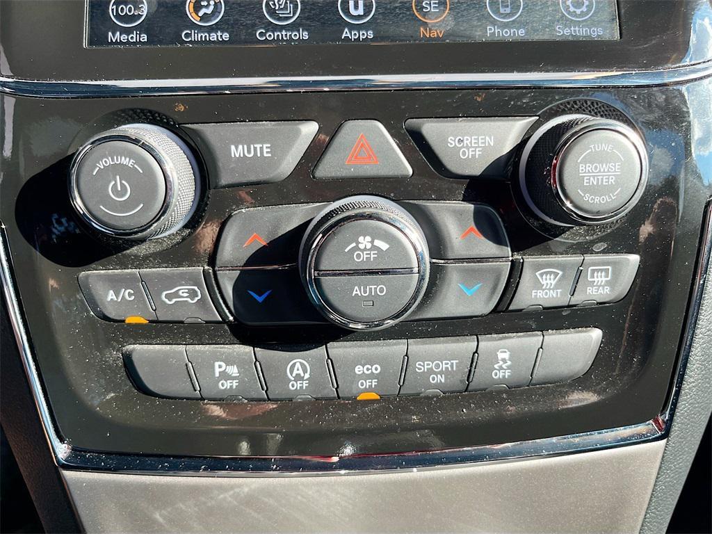 used 2022 Jeep Grand Cherokee car, priced at $20,600