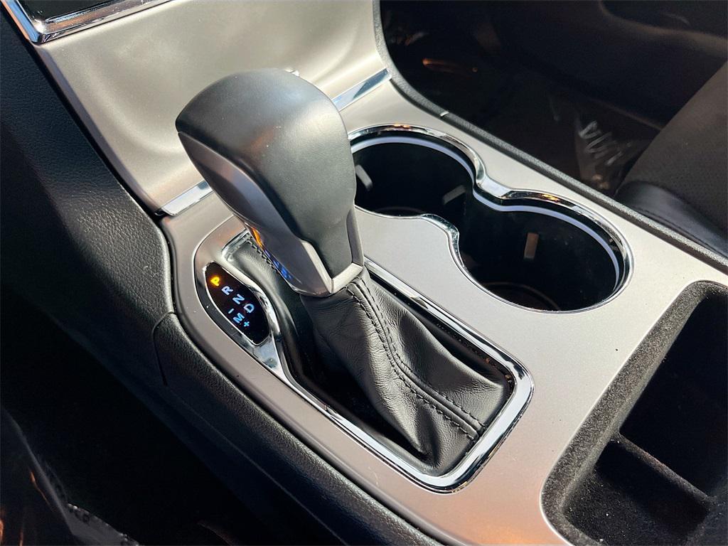 used 2022 Jeep Grand Cherokee car, priced at $20,600