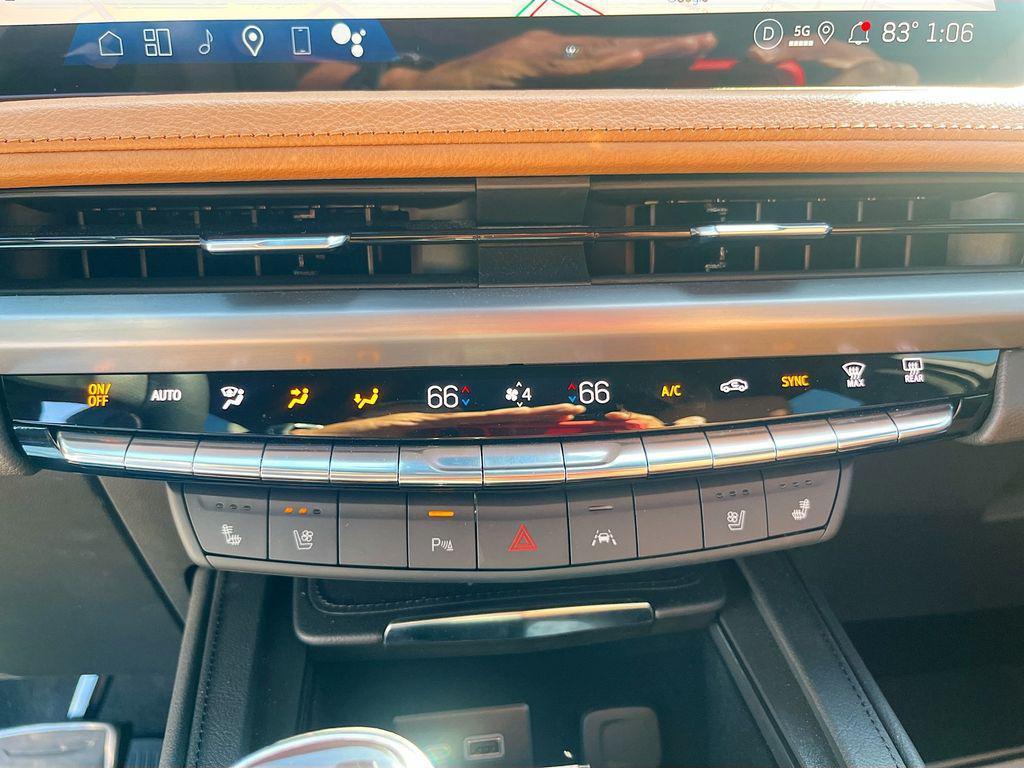 used 2025 Cadillac XT4 car, priced at $34,600