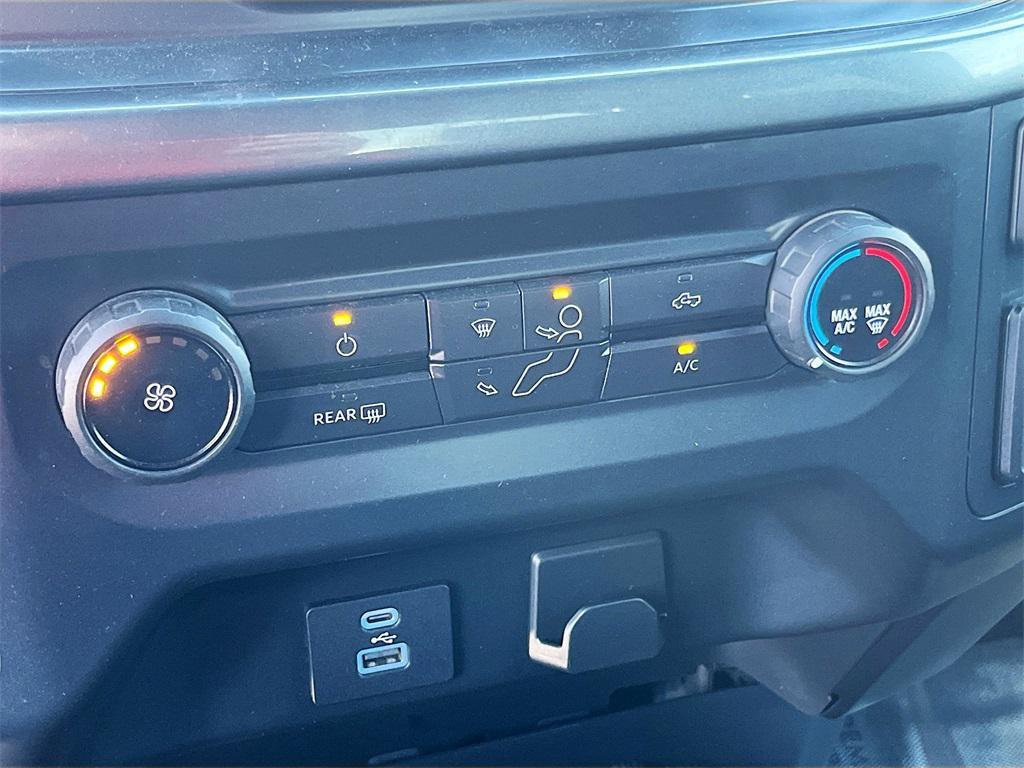 used 2022 Ford F-150 car, priced at $25,500